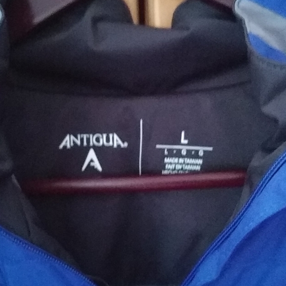 Antigua Toronto Blue Jays windbreaker . - Picture 2 of 2